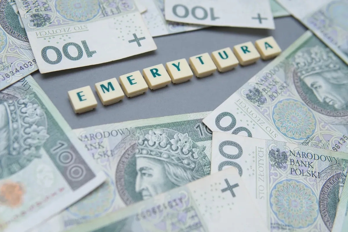 Ile lat trzeba przepracować do emerytury? Sprawdź, aby uniknąć rozczarowania